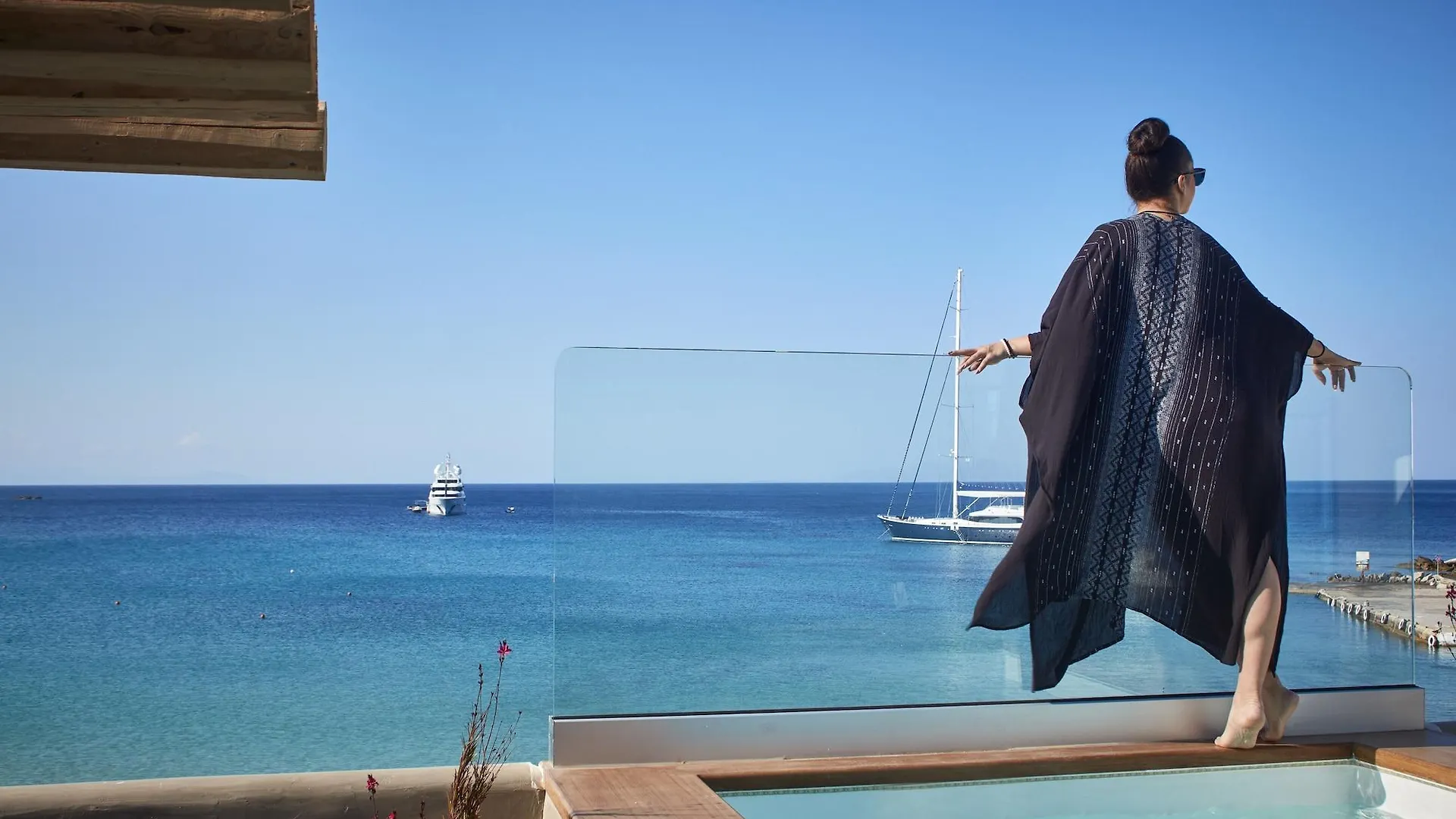 ****  Mykonos Kosmoplaz Beach Resort Hotel Mykonos Town Greece