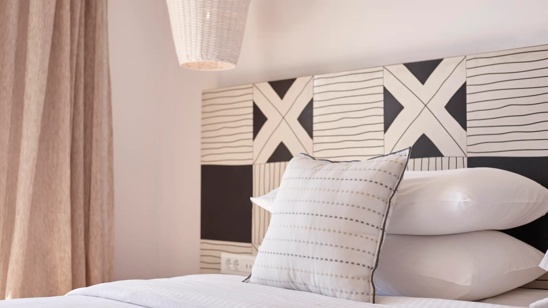 Mykonos Kosmoplaz Beach Resort Hotel Mykonos Town